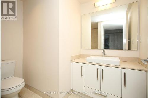 1504 - 12 York Street, Toronto, ON - Indoor Photo Showing Bathroom