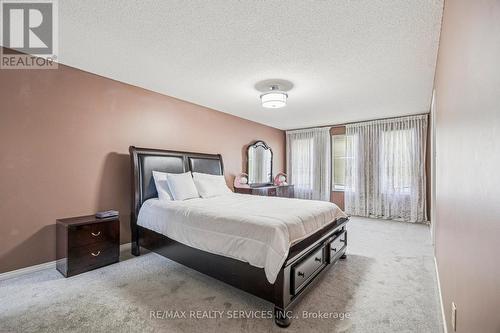 7 Duggan Drive, Brampton, ON - Indoor Photo Showing Bedroom