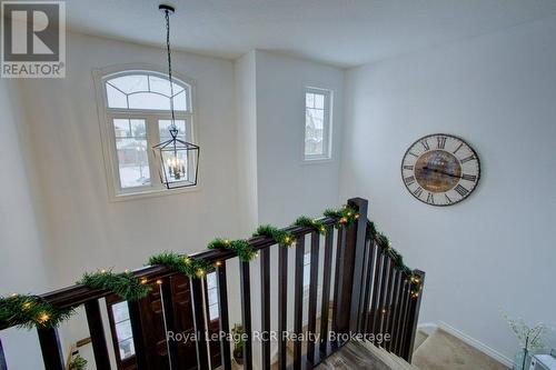 11 Green Street, Mapleton, ON - Indoor Photo Showing Other Room