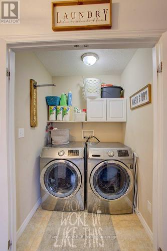 11 Green Street, Mapleton, ON - Indoor Photo Showing Laundry Room