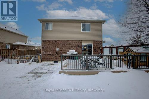 11 Green Street, Mapleton, ON - Outdoor