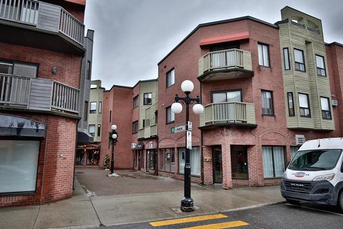 Frontage - 216-410 Av. Ste-Anne, Saint-Hyacinthe, QC - Outdoor