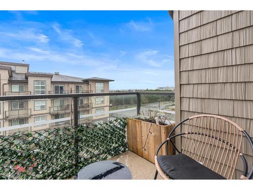 419 30515 Cardinal Avenue, Abbotsford, BC - Outdoor