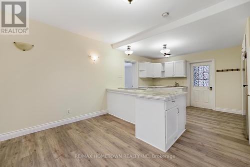 5250 Algonquin Road, Augusta, ON - Indoor Photo Showing Kitchen