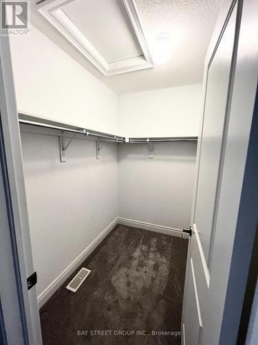 4 Middleton Drive, Wasaga Beach, ON - Indoor With Storage