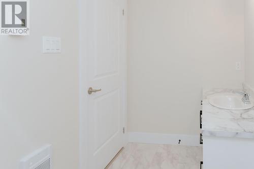 3B Temple Avenue, Appleton, NL - Indoor