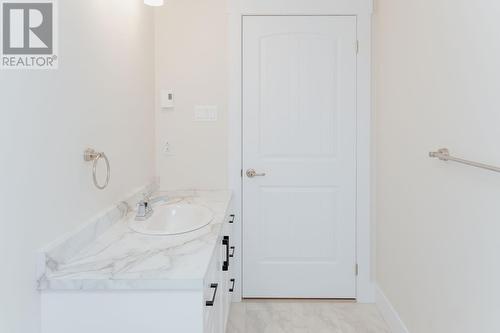 3B Temple Avenue, Appleton, NL - Indoor Photo Showing Bathroom
