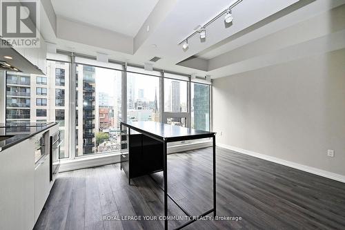 1801 - 77 Shuter Street, Toronto, ON - Indoor
