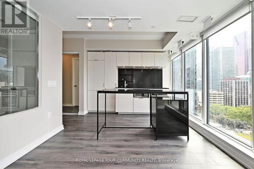 1801 - 77 Shuter Street, Toronto, ON - Indoor Photo Showing Other Room