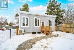 35 ST GEORGE STREET  Brantford, ON N3R 1V2