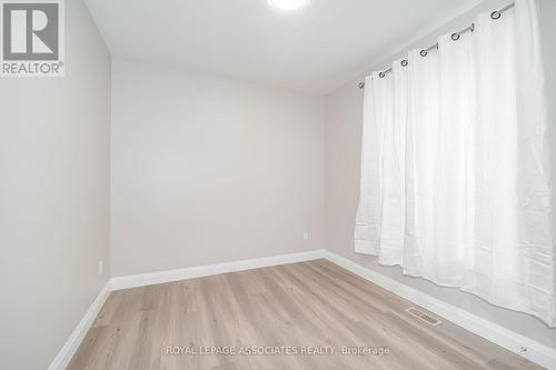 1 - 35 St George Street, Brantford, ON - Indoor Photo Showing Other Room