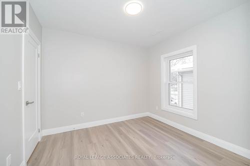 1 - 35 St George Street, Brantford, ON - Indoor Photo Showing Other Room