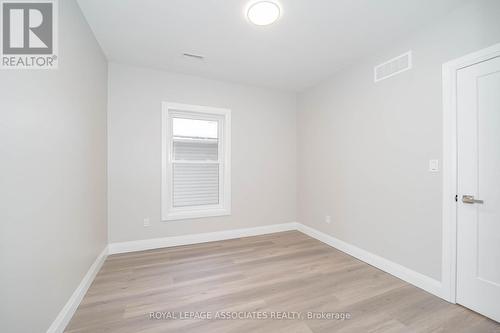 2 - 35 St George Street, Brantford, ON - Indoor Photo Showing Other Room