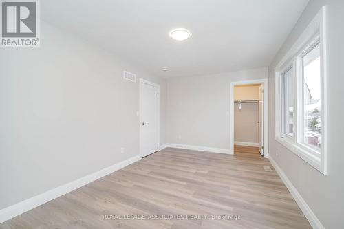 2 - 35 St George Street, Brantford, ON - Indoor Photo Showing Other Room