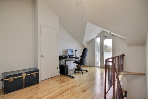 Mezzanine - 6580 Rue Chabot, Montréal (Rosemont/La Petite-Patrie), QC - Indoor
