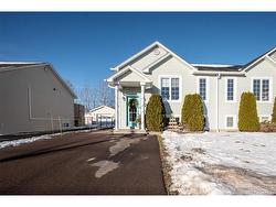 109 Mount Pleasant RD  Moncton, NB E1G 5J3
