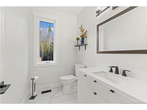 45 Iona Dr, Moncton, NB 