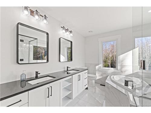 45 Iona Dr, Moncton, NB 