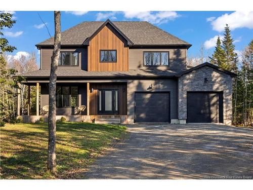 45 Iona Dr, Moncton, NB 