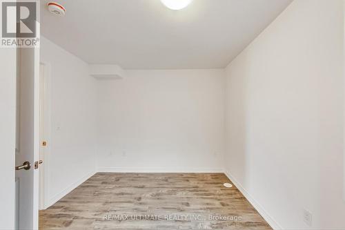 214 - 370 Hopewell Avenue, Toronto, ON - Indoor Photo Showing Other Room