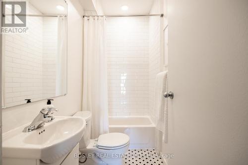 1007 Weston Road, Toronto, ON - Indoor Photo Showing Bathroom
