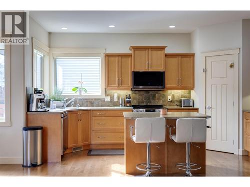 2841 Bentley Road, West Kelowna, BC - Indoor Photo Showing Kitchen