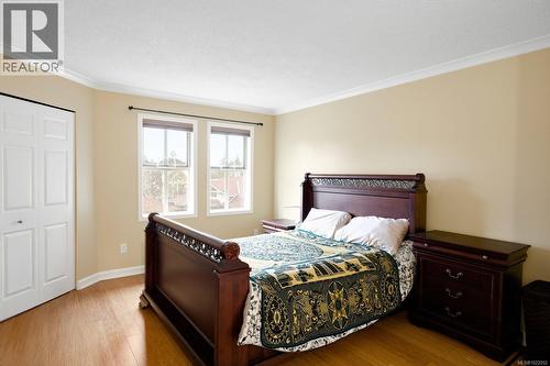 8 500 Marsett Pl, Saanich, BC - Indoor Photo Showing Bedroom