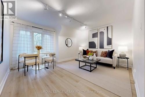 772 Richmond Street W, Toronto, ON - Indoor