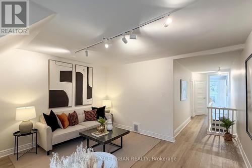 772 Richmond Street W, Toronto, ON - Indoor