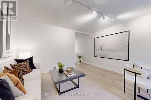 772 Richmond Street W, Toronto, ON - Indoor