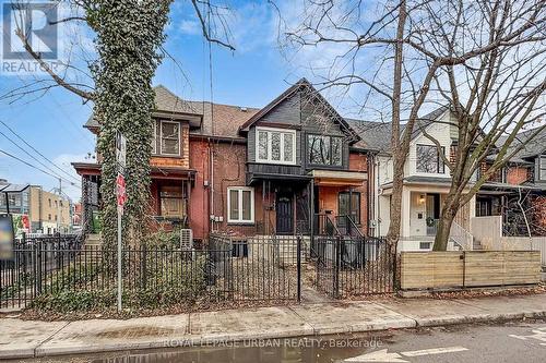 772 Richmond Street W, Toronto, ON - Outdoor With Facade