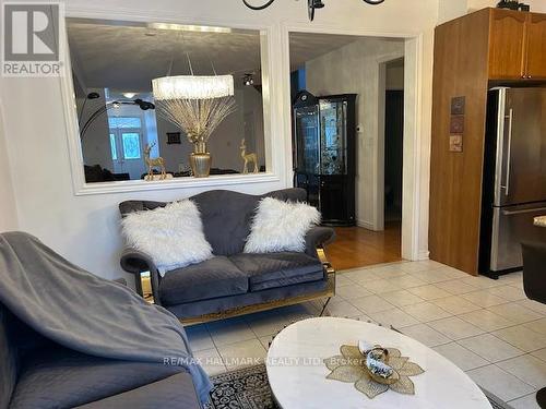 Main - 531 Reeves Way Boulevard, Whitchurch-Stouffville, ON - Indoor Photo Showing Other Room