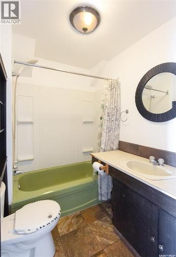 348 High Street W, Moose Jaw, SK 