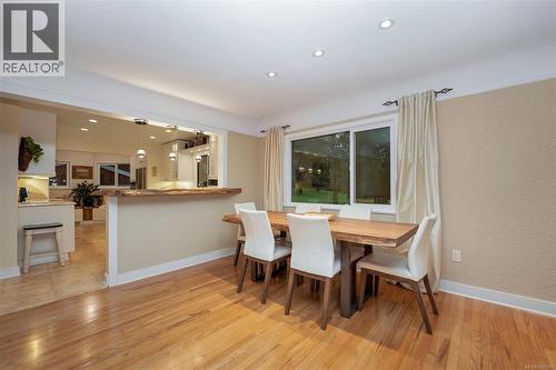 Open concept LR, dining and kitchen - 2229 Arbutus Rd, Saanich, BC - Indoor Photo Showing Dining Room