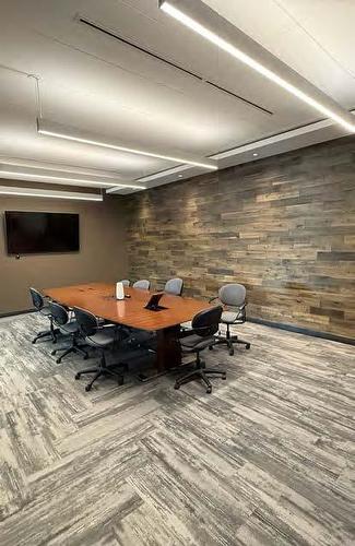 4320  Savaryn Drive, Edmonton, AB 