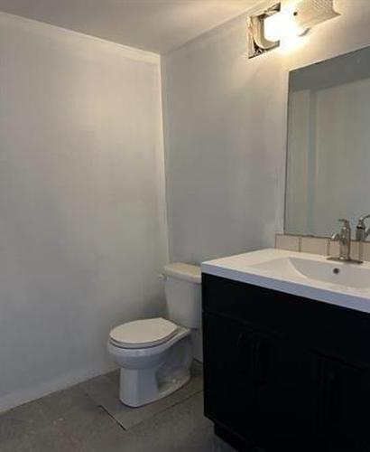 West 5104 51 Street, Drayton Valley, AB 