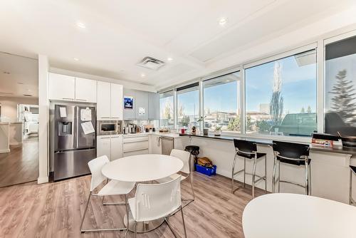 2627  Ellwood Drive, Edmonton, AB 