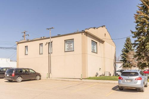 5001  51 Avenue, Wetaskiwin, AB 