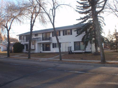 5135  52 Avenue, Barrhead, AB - Outdoor With Facade