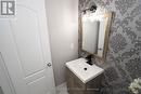 40 Dewridge Court, Brampton, ON  - Indoor Photo Showing Bathroom 
