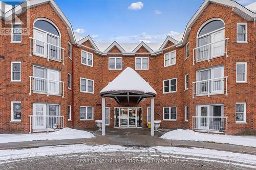 205 - 208 Silvercreek Parkway N, Guelph (Junction/Onward Willow), ON - Outdoor
