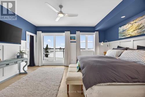 4 Huronic Court, Collingwood, ON - Indoor Photo Showing Bedroom