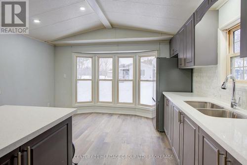 35 - 227 Big Hill Road, Leeds And The Thousand Islands, ON - Indoor Photo Showing Kitchen With Double Sink
