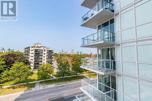606 - 10 Deerlick Court, Toronto, ON - Outdoor With Exterior