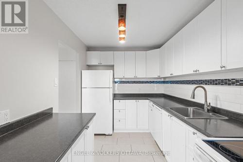 2001 - 665 Bathgate Drive, Ottawa, ON - Indoor Photo Showing Kitchen With Double Sink