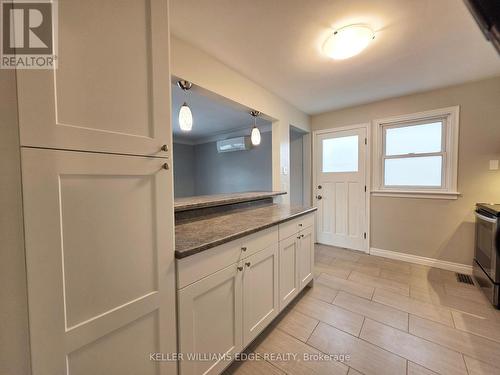 3 - 69 Edinburgh Road, Kitchener, ON - Indoor