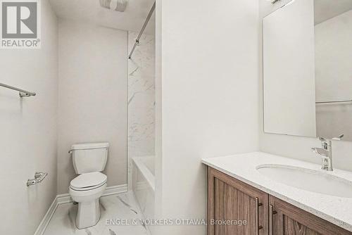 149 Ryan Reynolds Way, Ottawa, ON - Indoor Photo Showing Bathroom