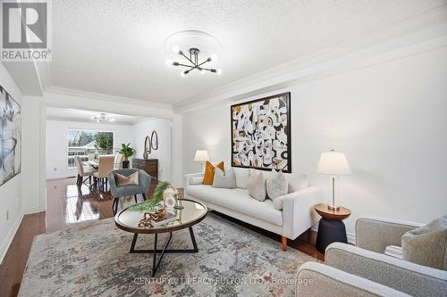 896 Darwin Drive, Pickering, ON - Indoor Photo Showing Living Room