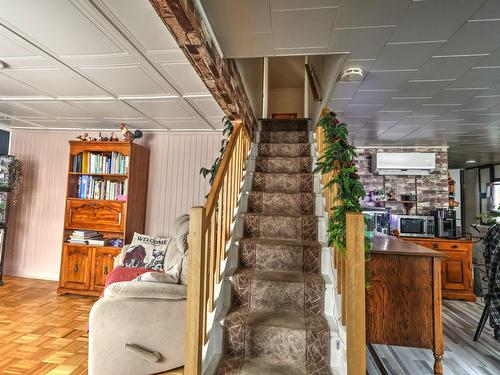 Staircase - 348 4E Avenue, Saint-Paul-De-Montminy, QC - Indoor Photo Showing Other Room