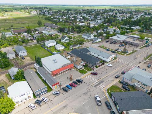 5028 50 Avenue, Lamont, AB 